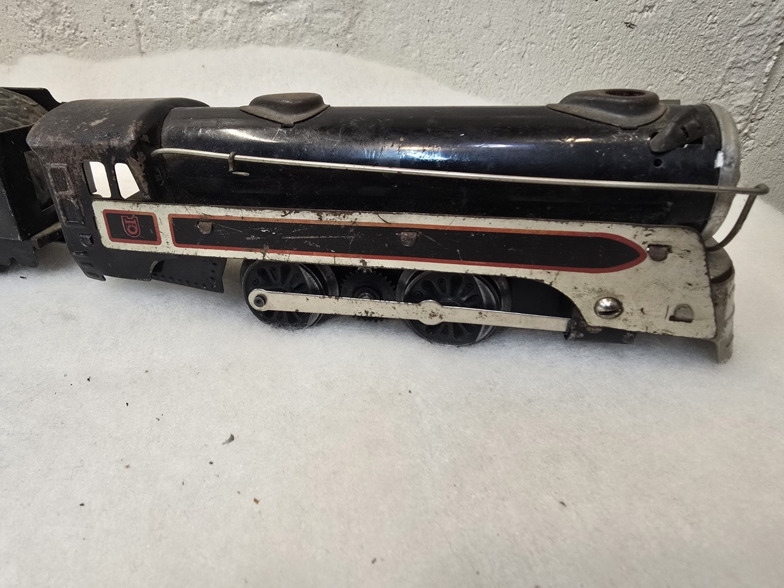 Vintage MARX Pre WAR Steam Locomotive and cars 2 manual switch tracks. Antique
