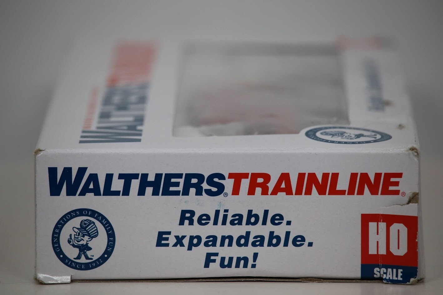 Walthers Trainline 931-458 GP9M Diesel Locomotive US Army HO Scale Model Train