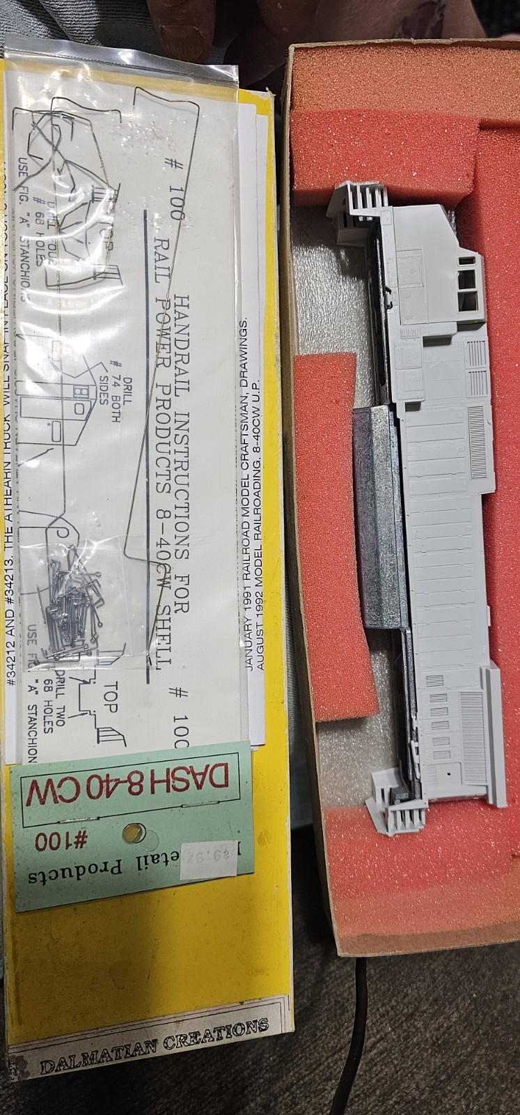 Rail Power Products HO Scale Undecorated GE Dash 8-40CW Early Shell/Chassis