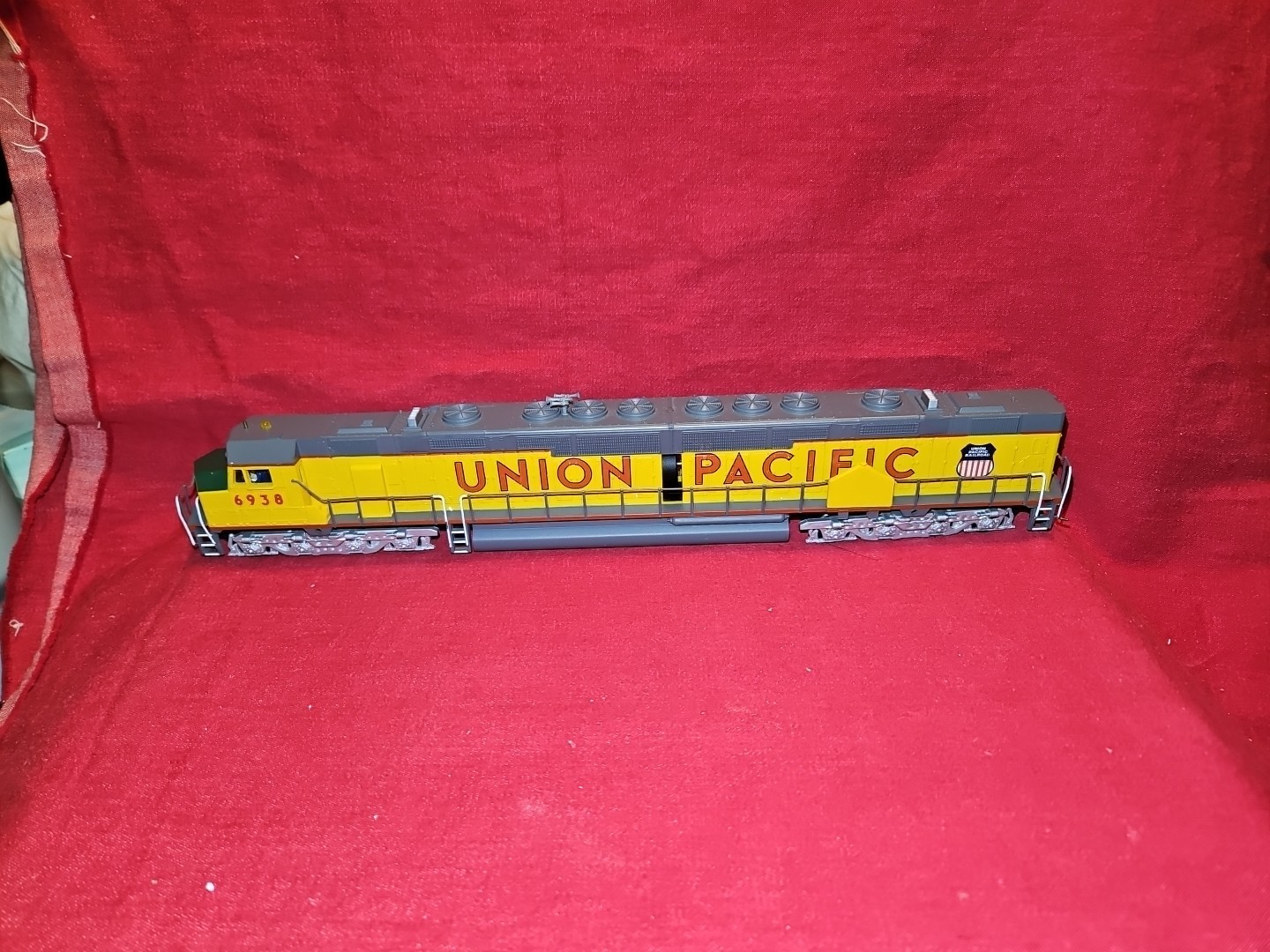 Bachmann HO Union Pacific Dd40AX 16 Wheel Diesel Locomotive # 6938