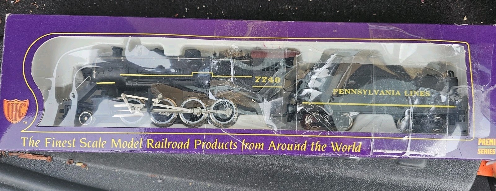 New IHC Premier M9533 HO scale model of a Pennsylvania Railroad 2-6-0 Toy Train