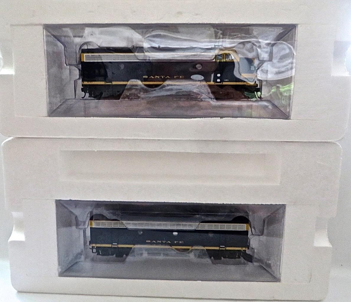 HO Walthers 910-9902 Santa Fe #265 EMD F7A-B Set Brand New