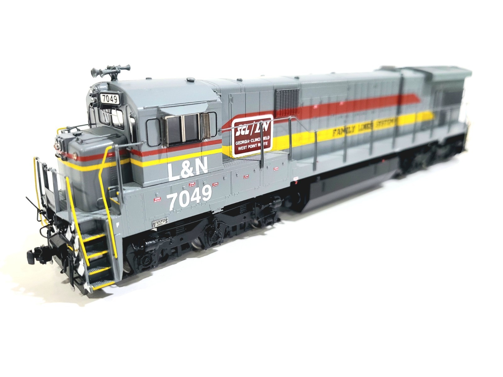 Overland OMI SCL L&N GE C30-7 Family Lines System #7049 HO Brass #087010055.1