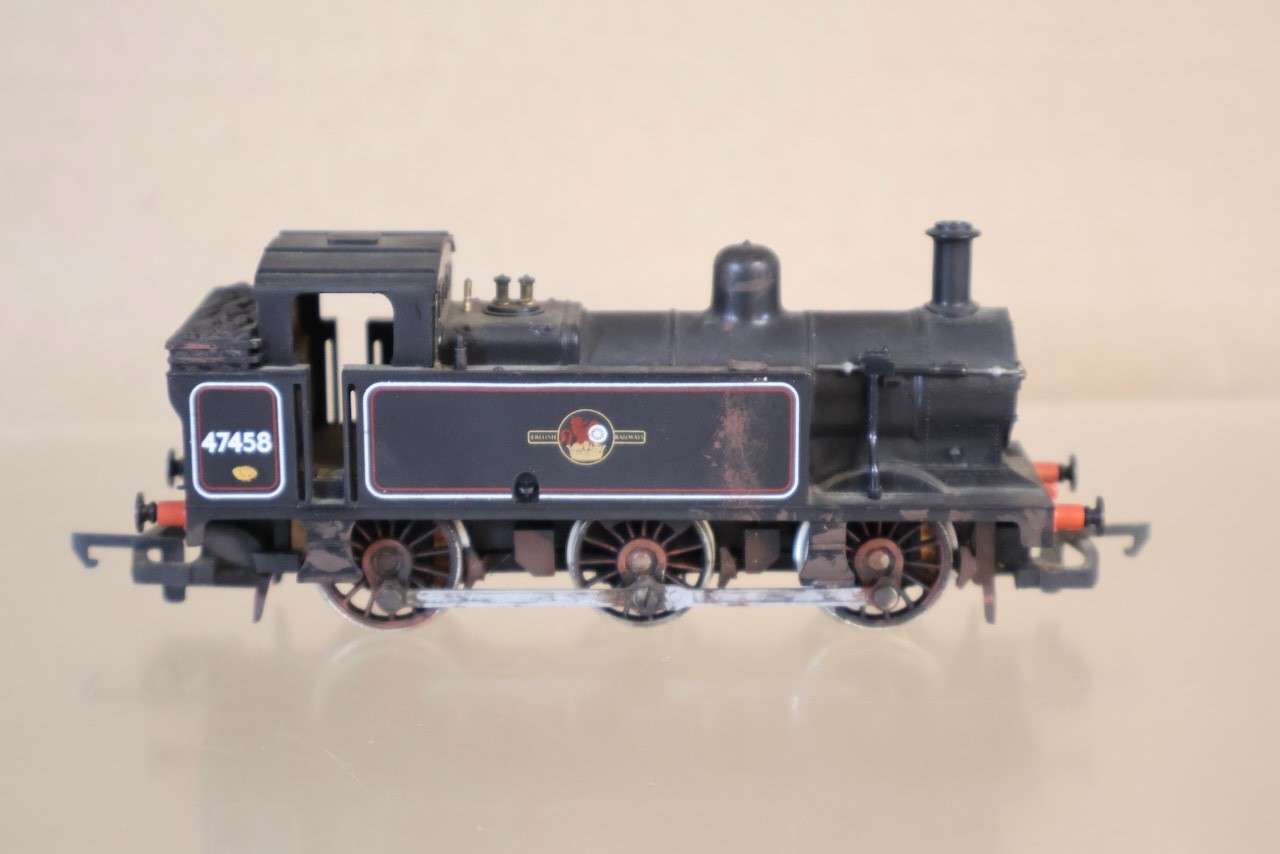 HORNBY R058 WEATHERED BR BLACK 0-6-0 JINTY CLASS 3F TANK LOCOMOTIVE 47458 op