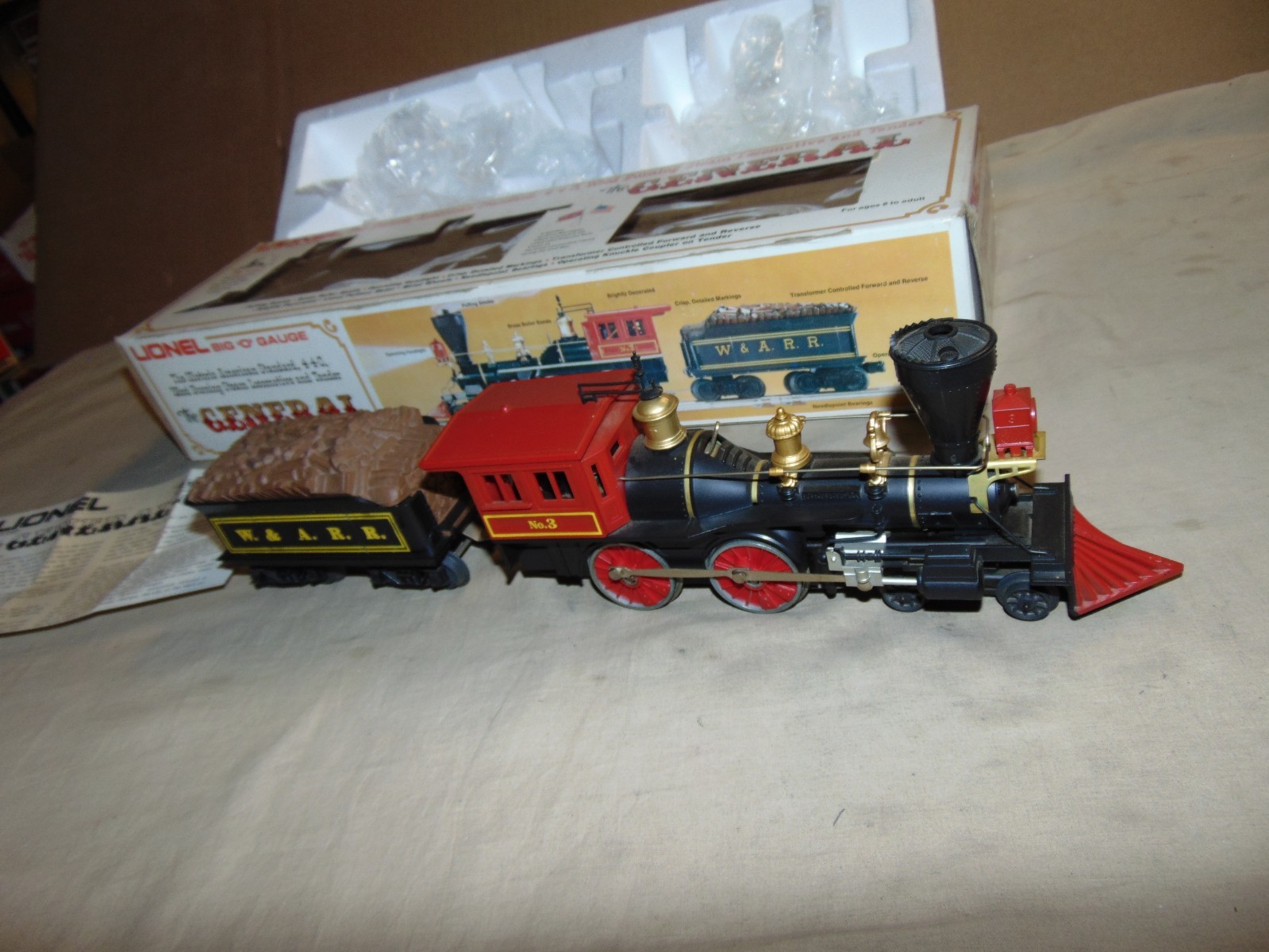 LIONEL O 8701 GENERAL STEAM ENGINE WITH SMOKE IN ORIGINAL BOX