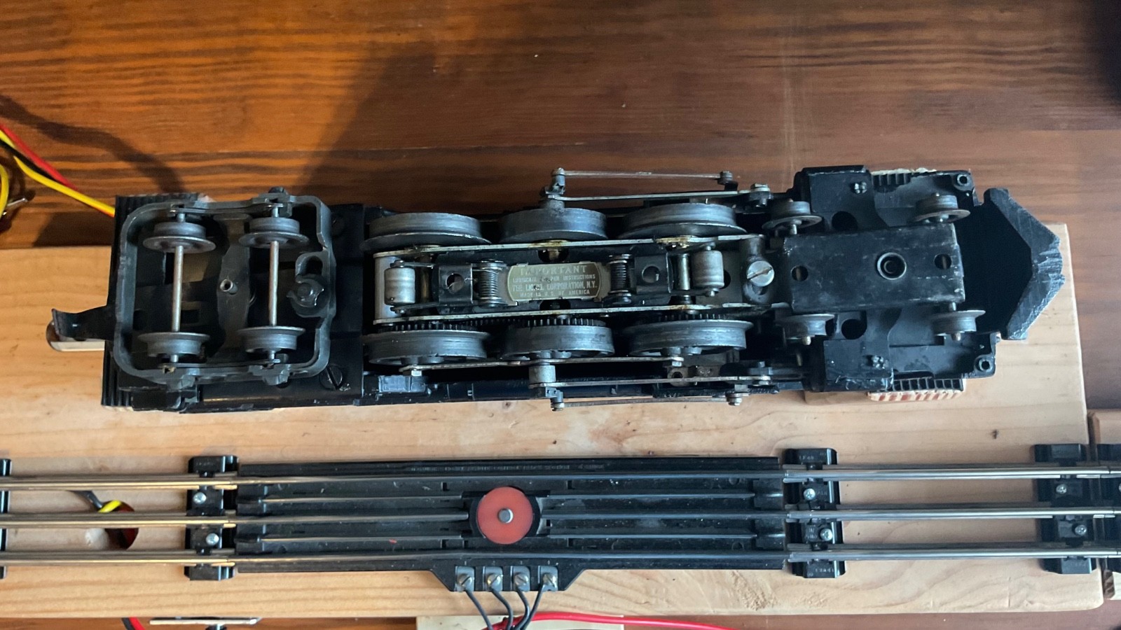 VTG. LIONEL 2046 HUDSON LOCO GOOD CONDITION, EVERYTHING WORKS RUN GREAT W/VIDEO!