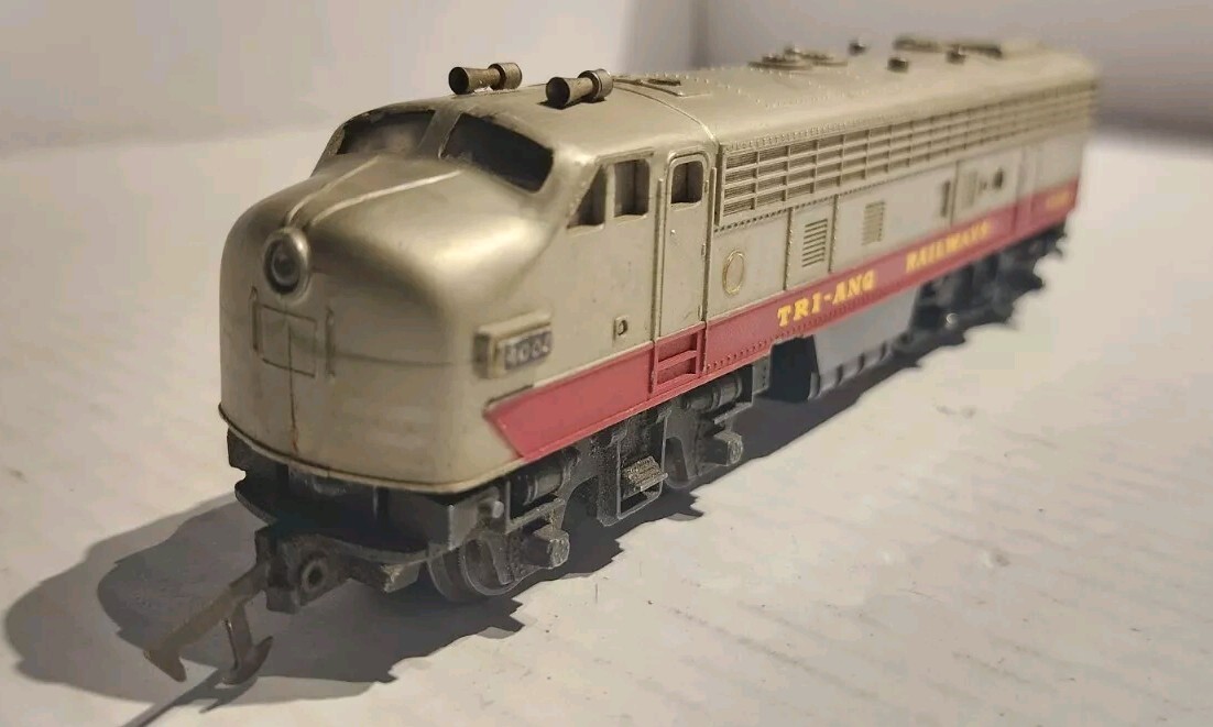 Tri-ang HO Scale Diesel Engine Tri-Ang Railways #4008 Dummy