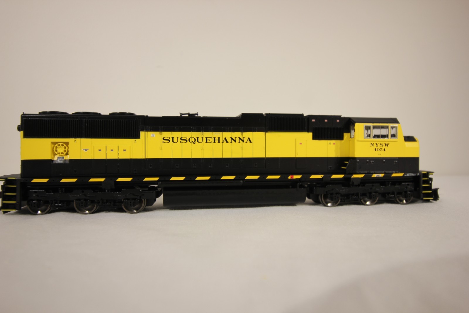 Athearn Genesis HO SD70M NYS&W Susquehanna #4054 0G6130 DC NIB NOS