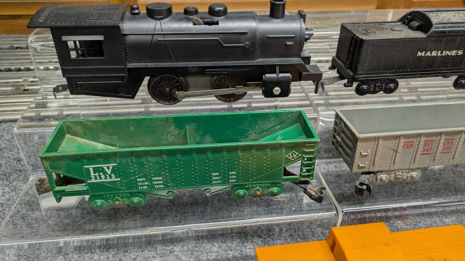 Marx Marlines Steam Engine Clockwork with Freight Cars Bessemer Caboose – Tested