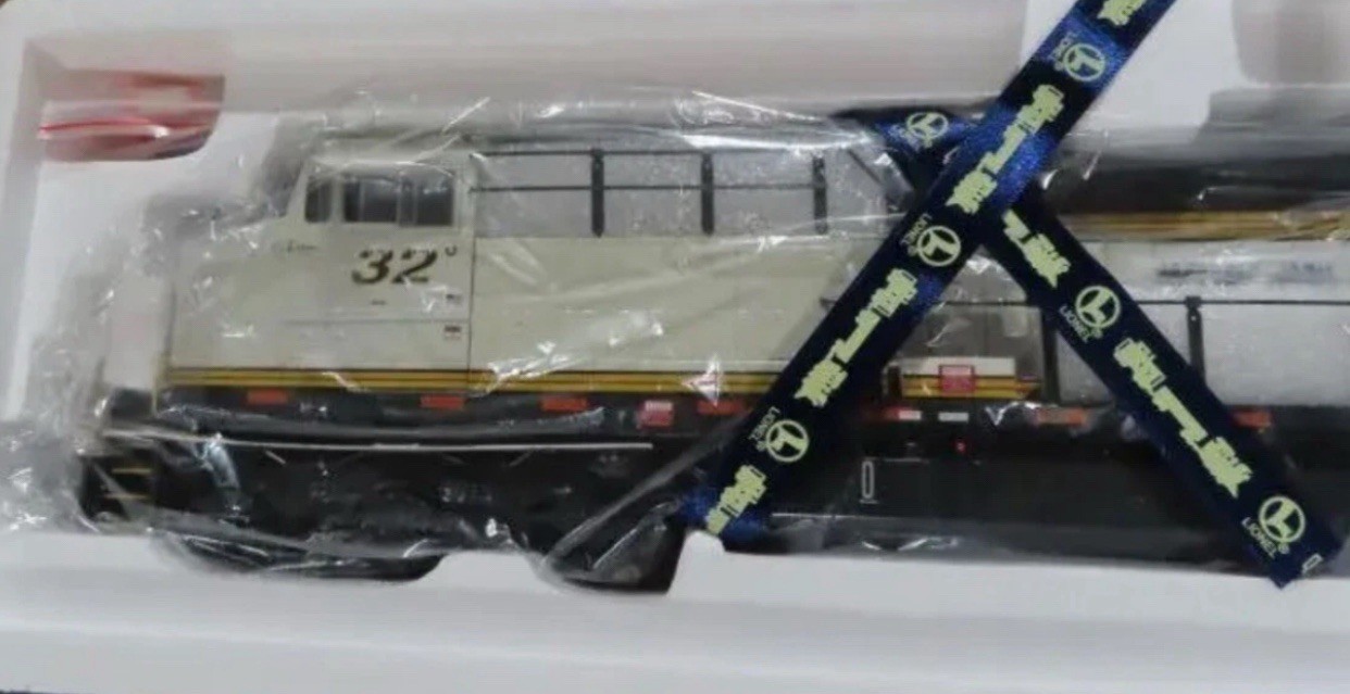 LIONEL LEGACY BNSF “ICE COLD EXPRESS” AC6000 DIESEL ENGINE! O SCALE