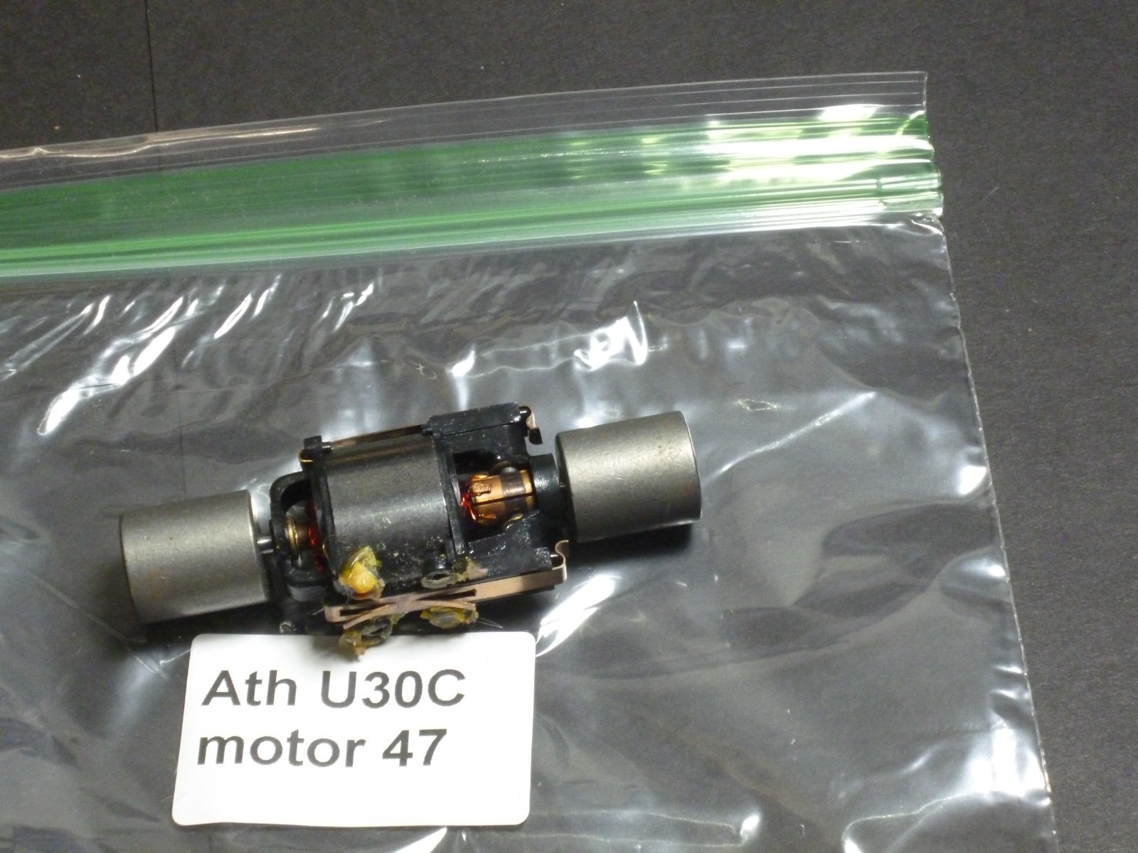 Ho Athearn Diesel locomotive U30C Fm Trainmaster motor steel flywheels contact