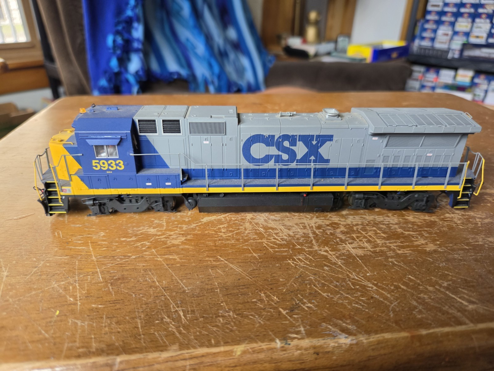 CSX DASH 8 40 B ATLAS UNSED NO BOX