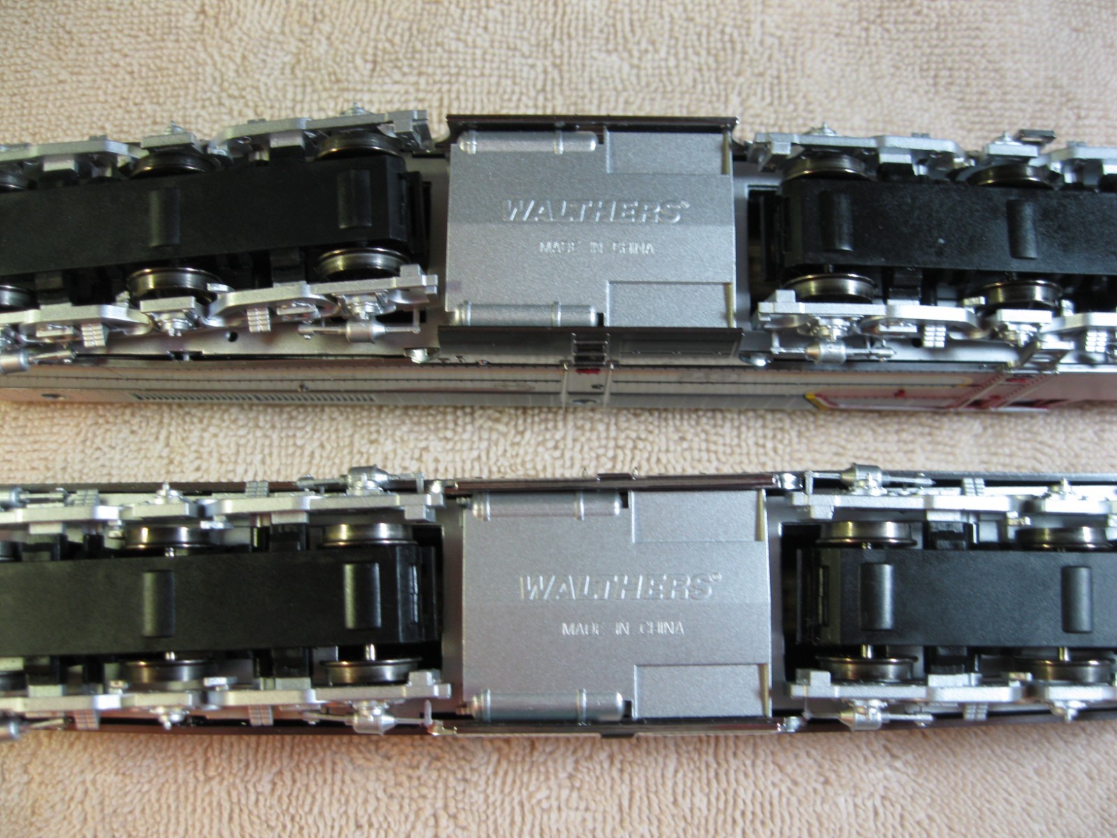 HO Scale Walthers SF PA/PB #67 Both Powered DC/Sound &DCC/Sound HEAVY [Lot 144]