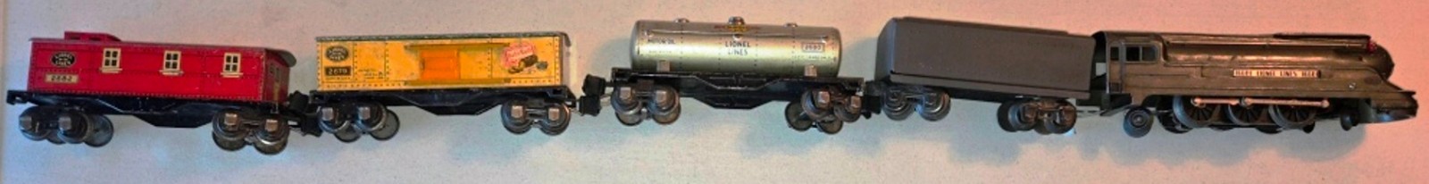 1668E Lionel PRR Locomotive Early Tin Passenger Set