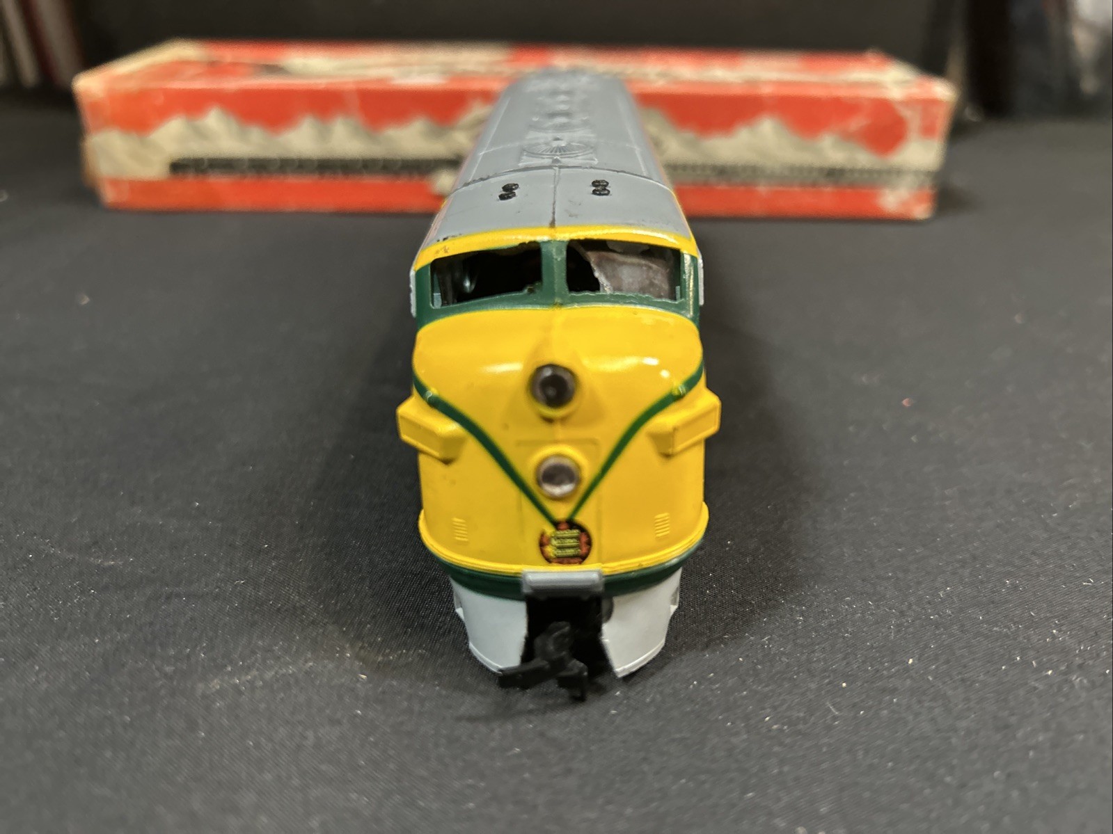 RSO HO Scale 3025 F7A Canadian National #6500 Dummy Diesel Locomotive