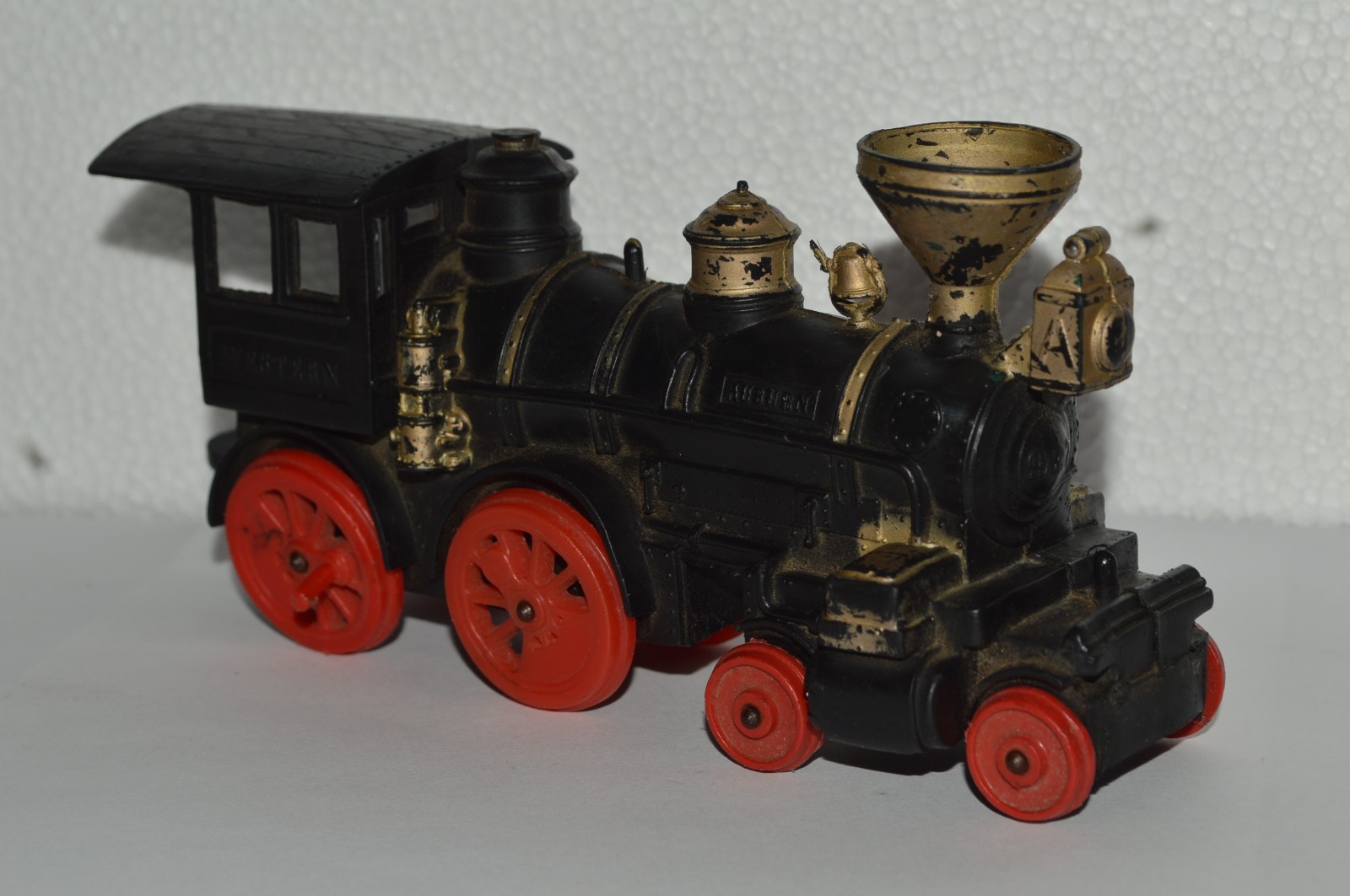 AUBURN Steam Locomotive Rubber Black Gold Red Wheels USA Made 7 Inch 1930’s