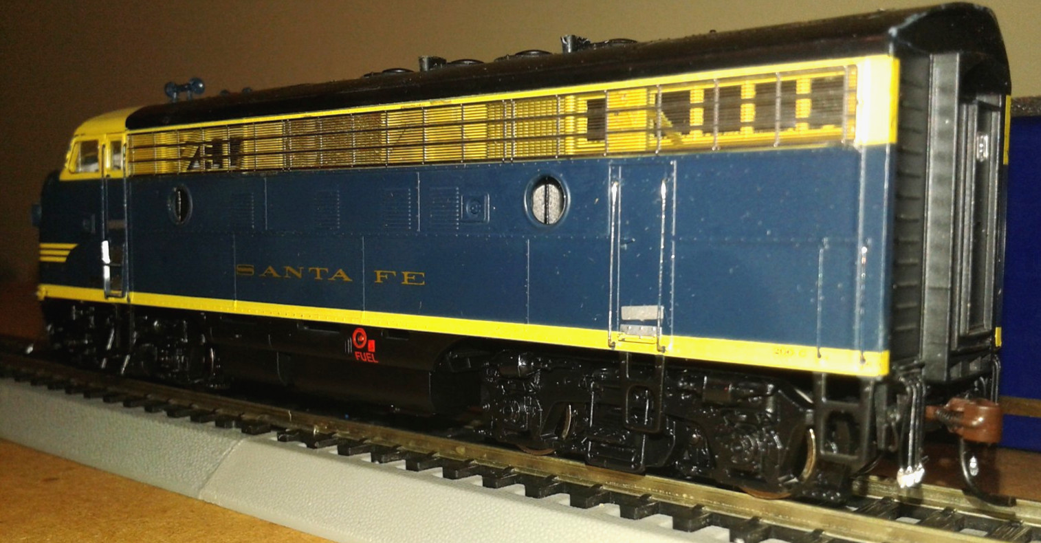HO SCALE ATHEARN GENESIS EMD F3A SANTA FE ATSF #200C G22610 DCC & SOUND