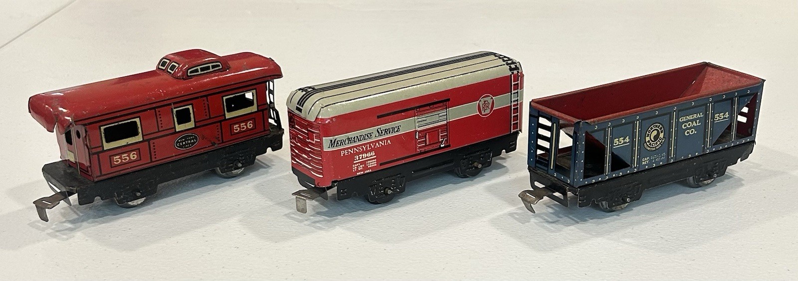Lot of 12 Vintage Marx O Train Commodore Vanderbilt Engine Tin Cars Track