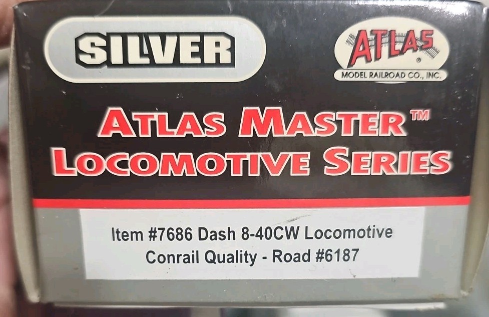Atlas HO Scale Master Silver GE Dash 8-40CW Conrail #6187
