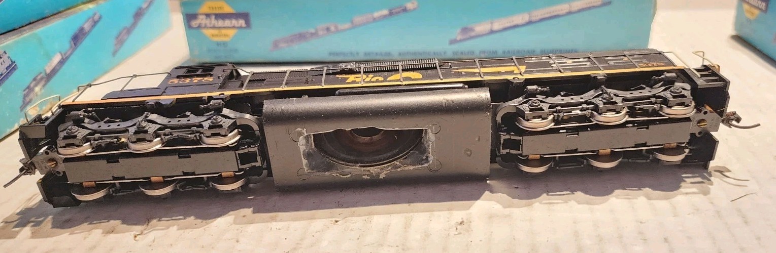 Athearn HO Scale Diesel Engine Denver & Rio Grande Western #5378 Dummy