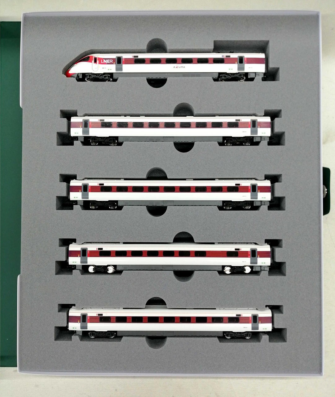 KATO British Rail CLASS800/1 LNER “AZUMA” 9-Car Set N Gauge