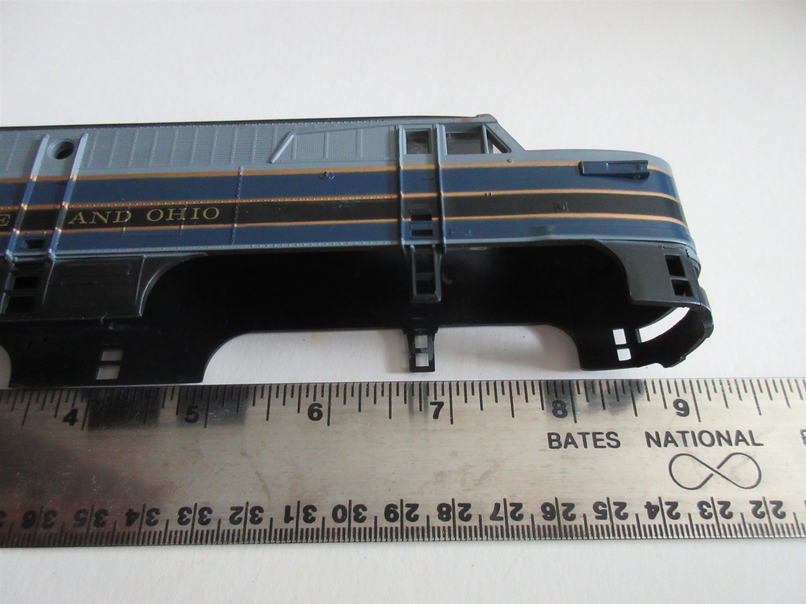 HO Baltimore and Ohio Locomotive Shell 9″
