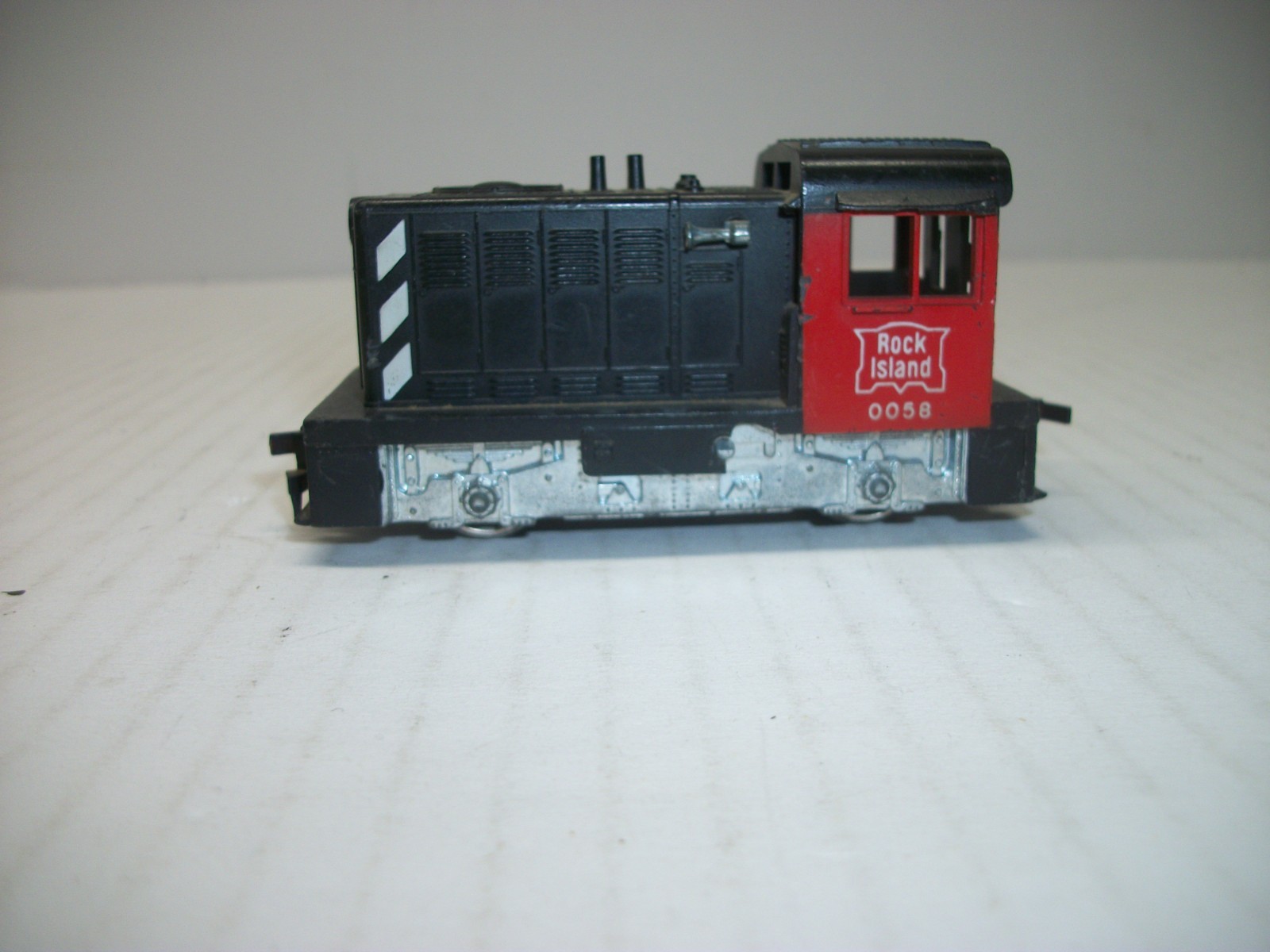 Lionel HO Scale Rock Island 0058 Husky Switcher Untested for Restoration.