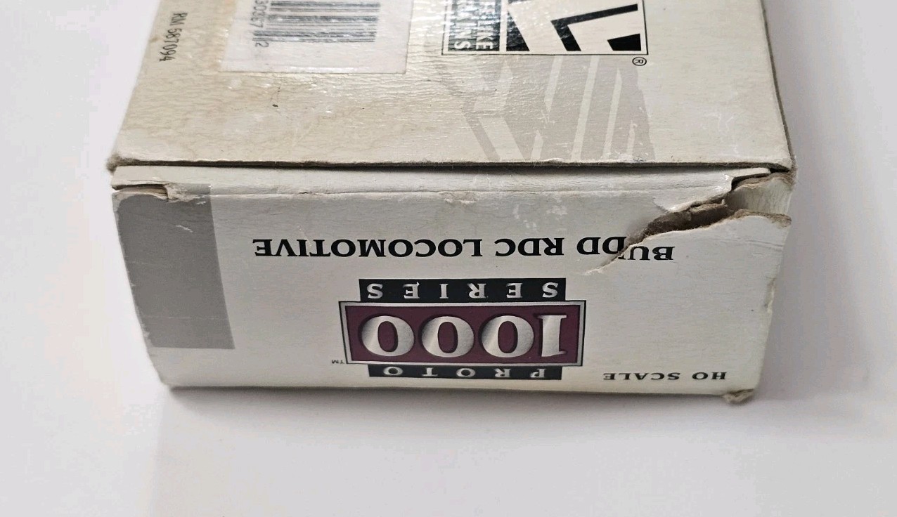 Proto 1000 #30397 HO RDC-1 Budd Car, Unlettered – DC Power, Tested