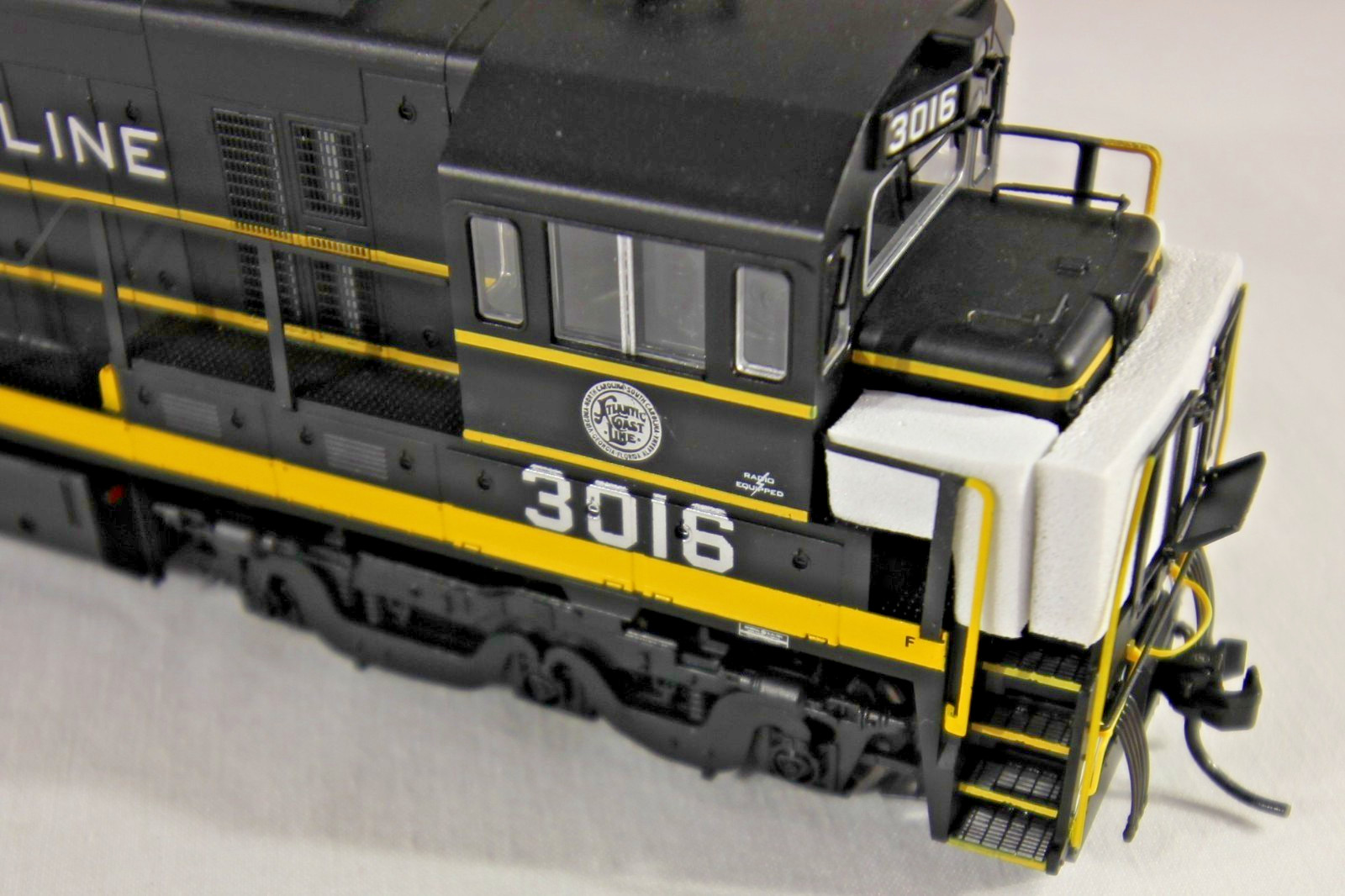 Rivarossi HR2538 GE U25C Phase IIIb. Atlantic Coast Line ACL #3016 NEW Boxed