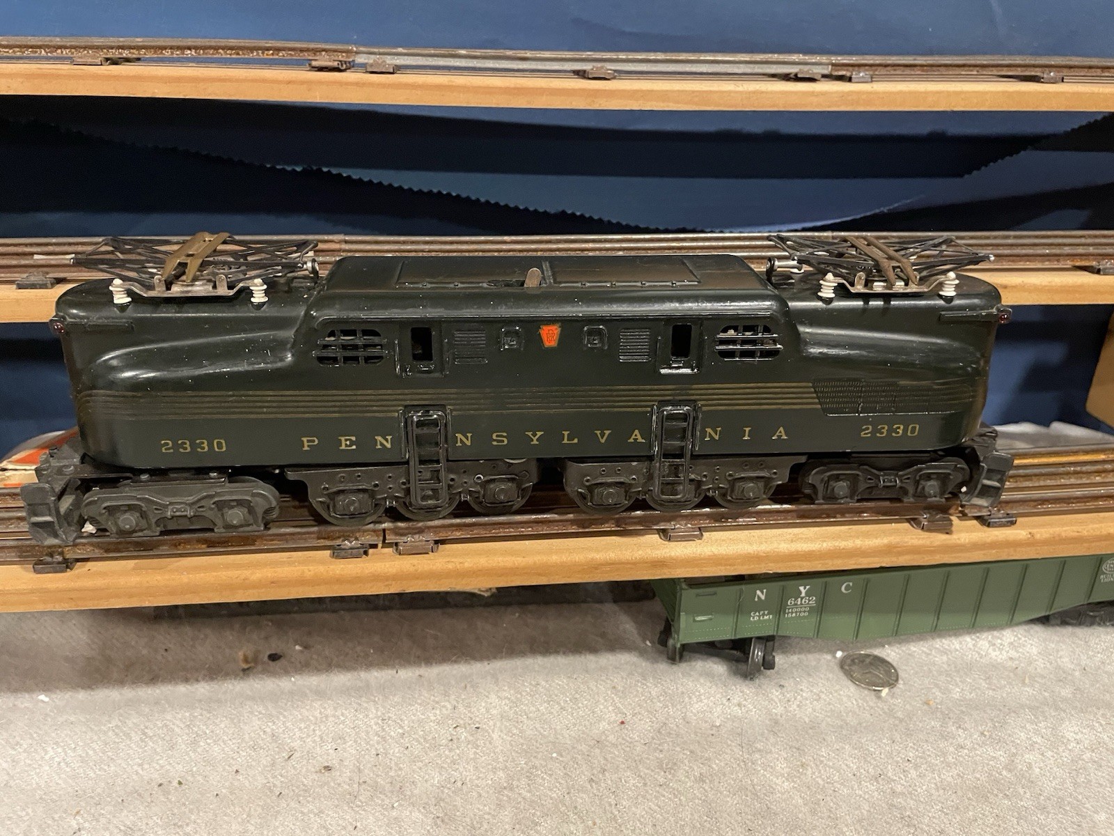 Lionel Postwar O Gauge 2330 Pennsylvania GG-1 Electric Locomotive 1950 Green