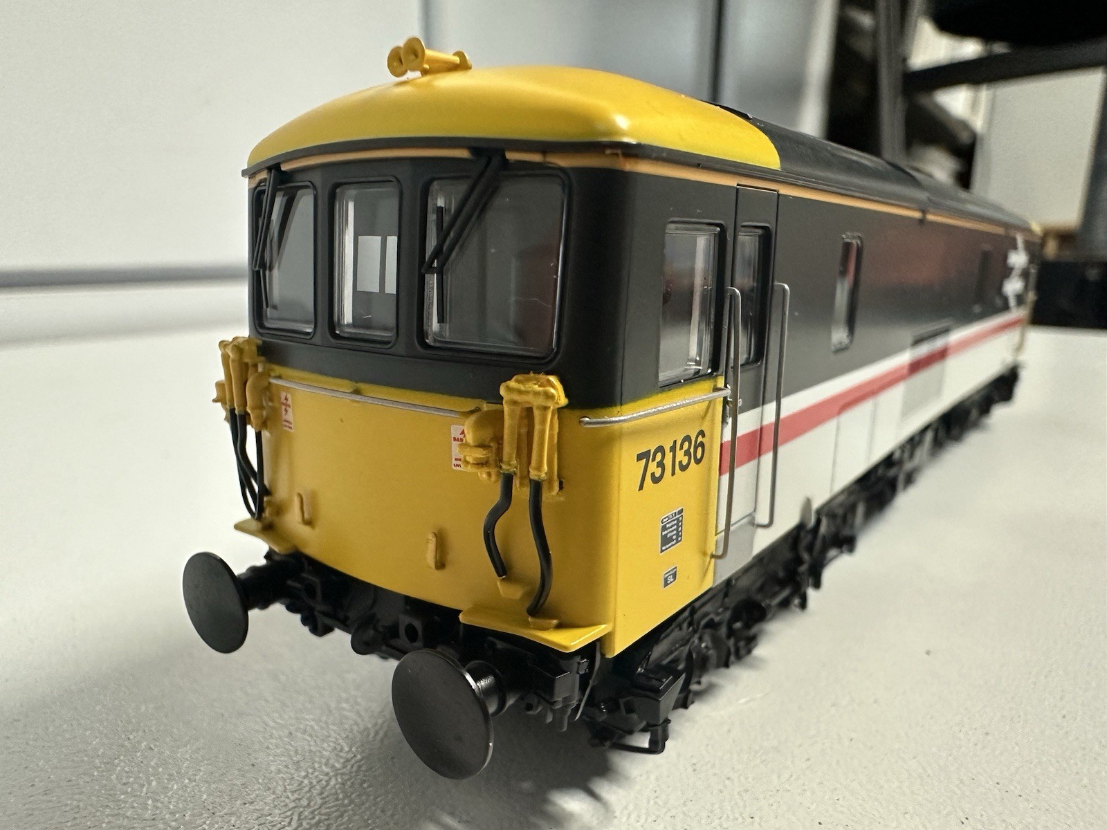DAPOL 4D 006 020 CLASS 73 136 BR INTERCITY DIESEL LOCOMOTIVE DCC FITTED BOXED