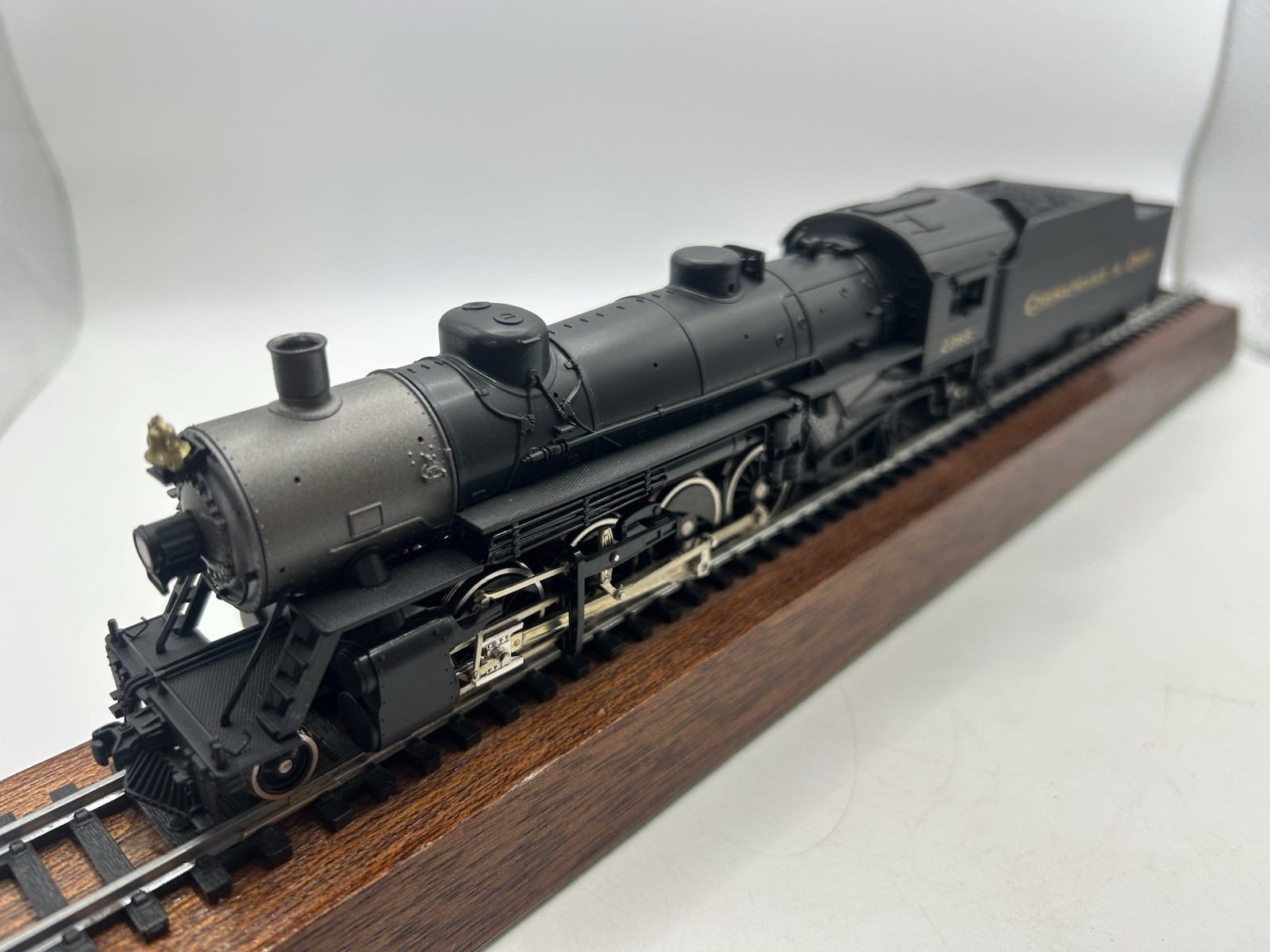 HO Athearn Genesis G9013 USRA 2-8-2 Mikado Chesapeake & Ohio #2365 – (EX BOXED)
