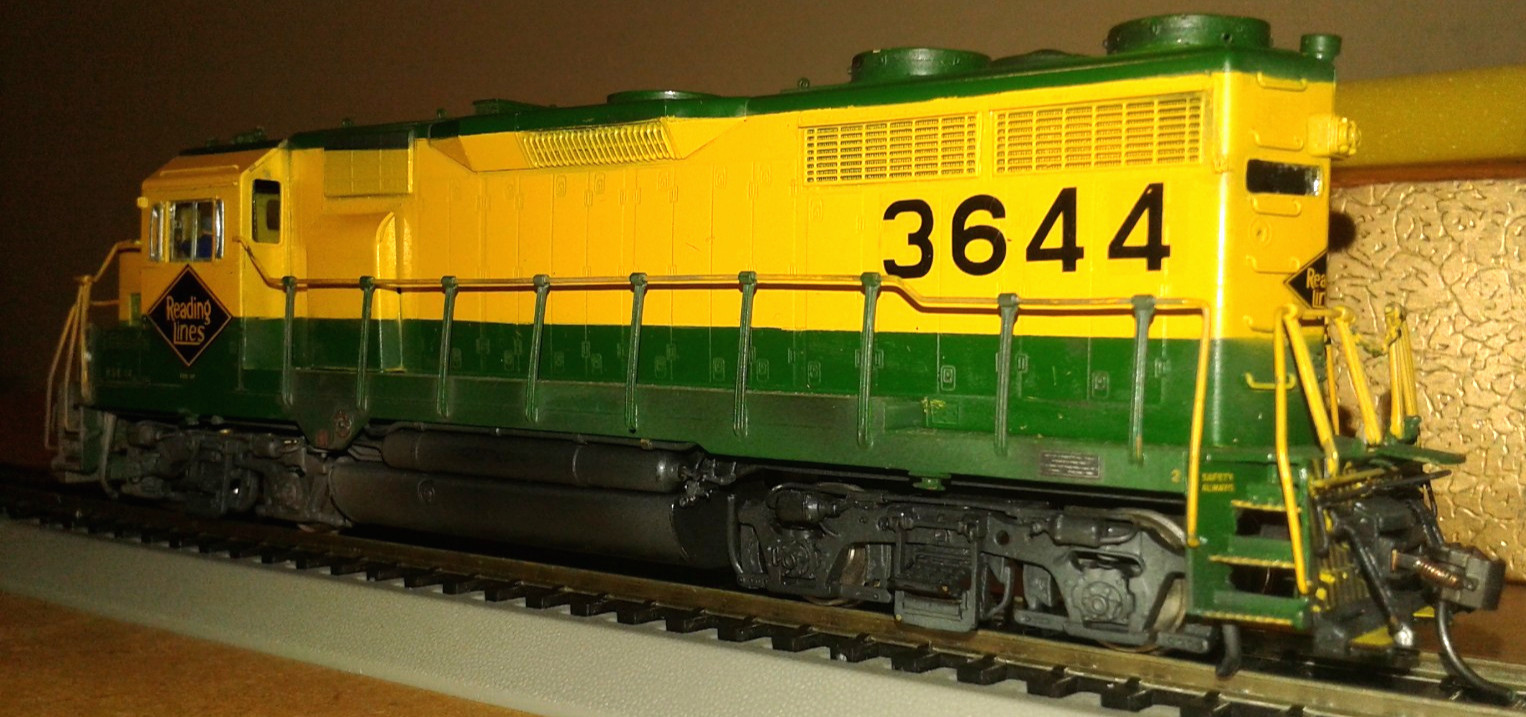 HO SCALE BRASS ORIENTAL LIMITED EMD GP35 READING RDG #3644 DCC