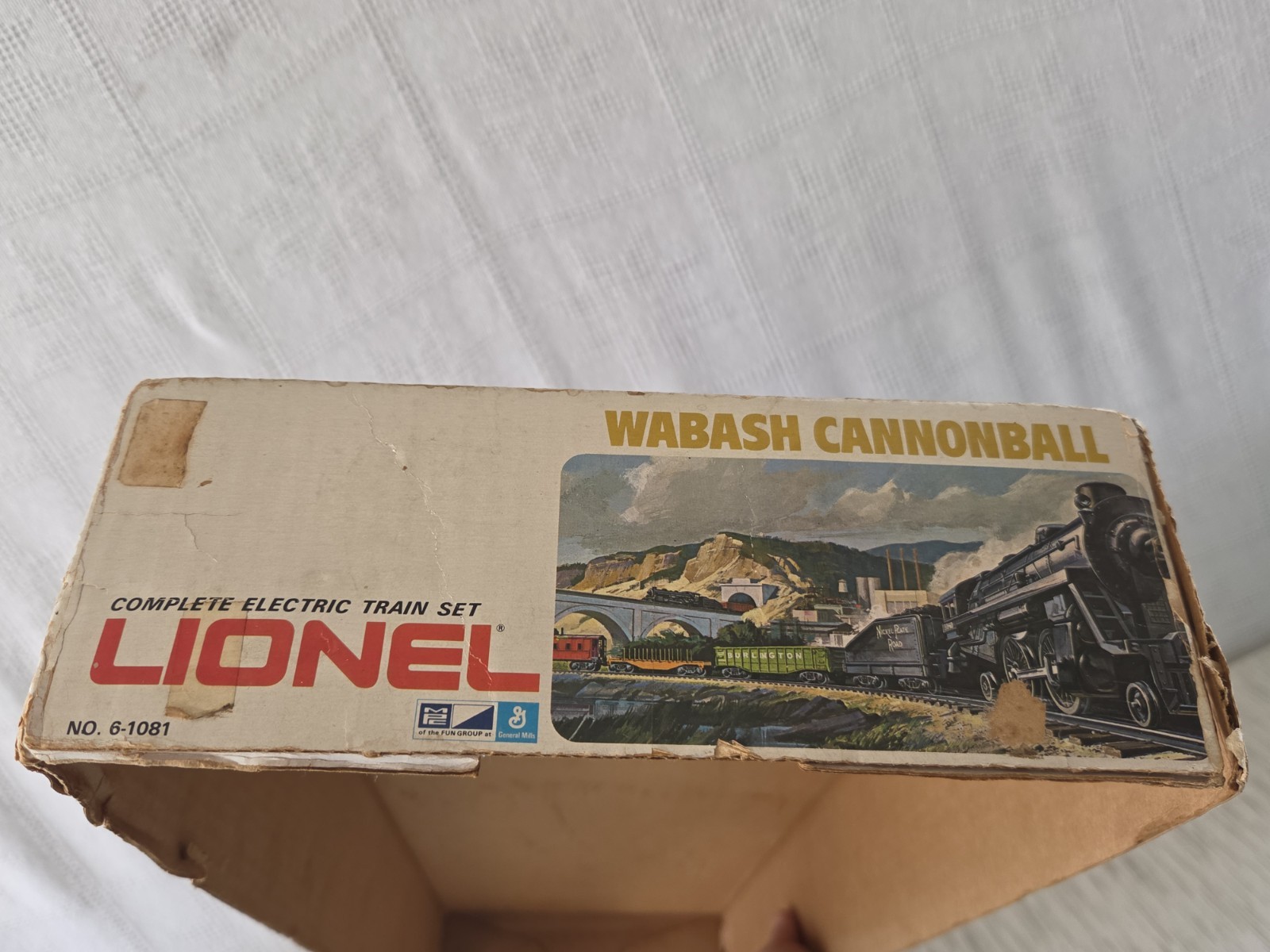 Vintage 0-27 Gauge Lionel Wabash Cannonball Electric Train Set #6–1081 W/Box