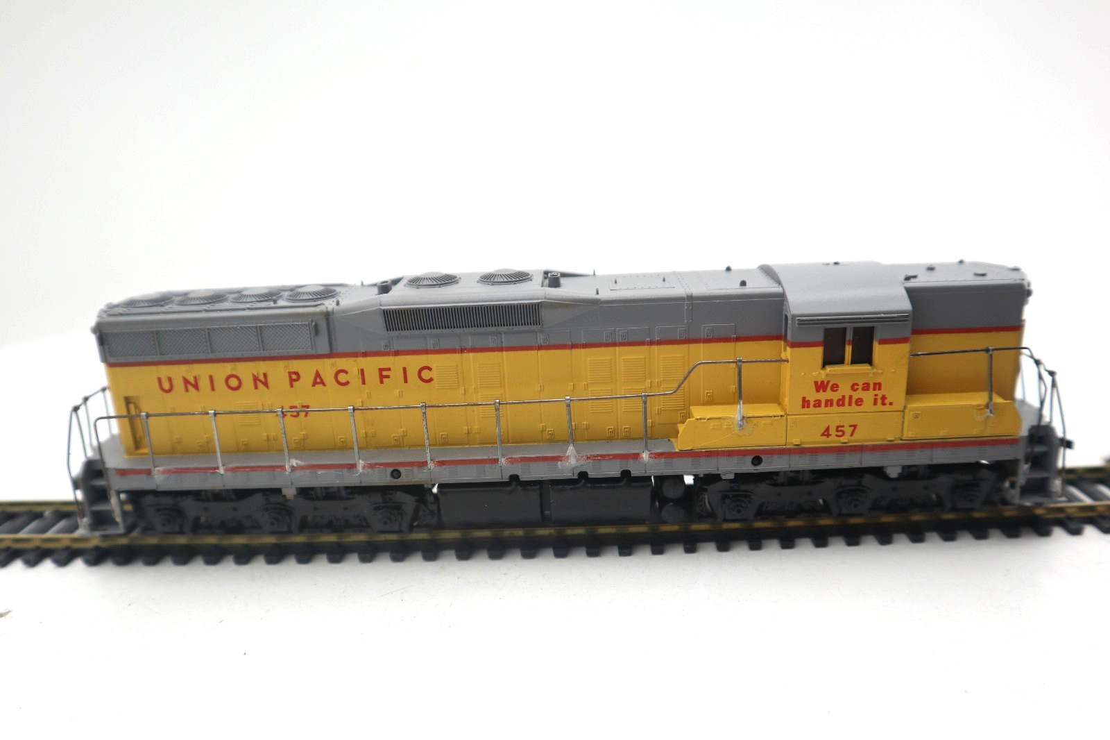 Vintage Athearn, HO, 3806, Union Pacific, SD-9, Diesel Engine, #457 C-7 EX/OB