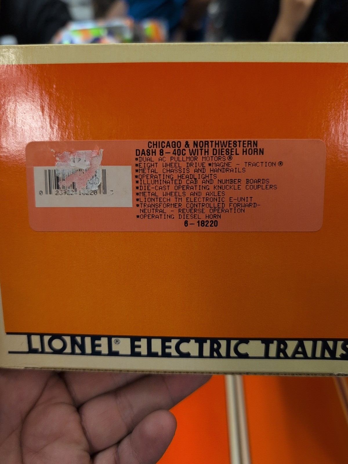 6-18220 LIONEL CHICAGO & NORTH WESTERN DASH 8-40C with Diesel horn, ’95
