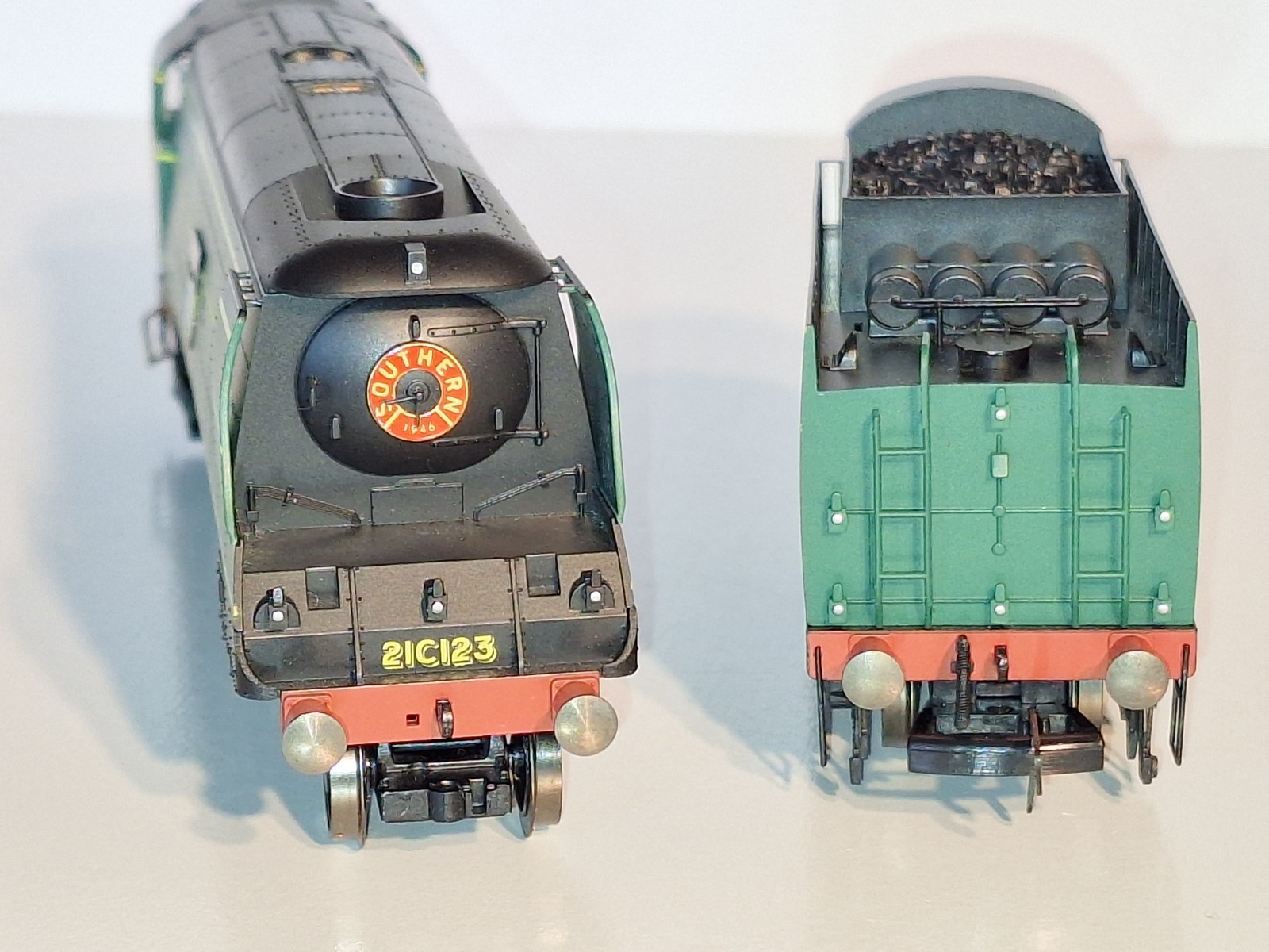 Hornby R2219. BR West Country Cl. Blackmoor. DC 2 rail. New, Mint Cond. OO.Boxed