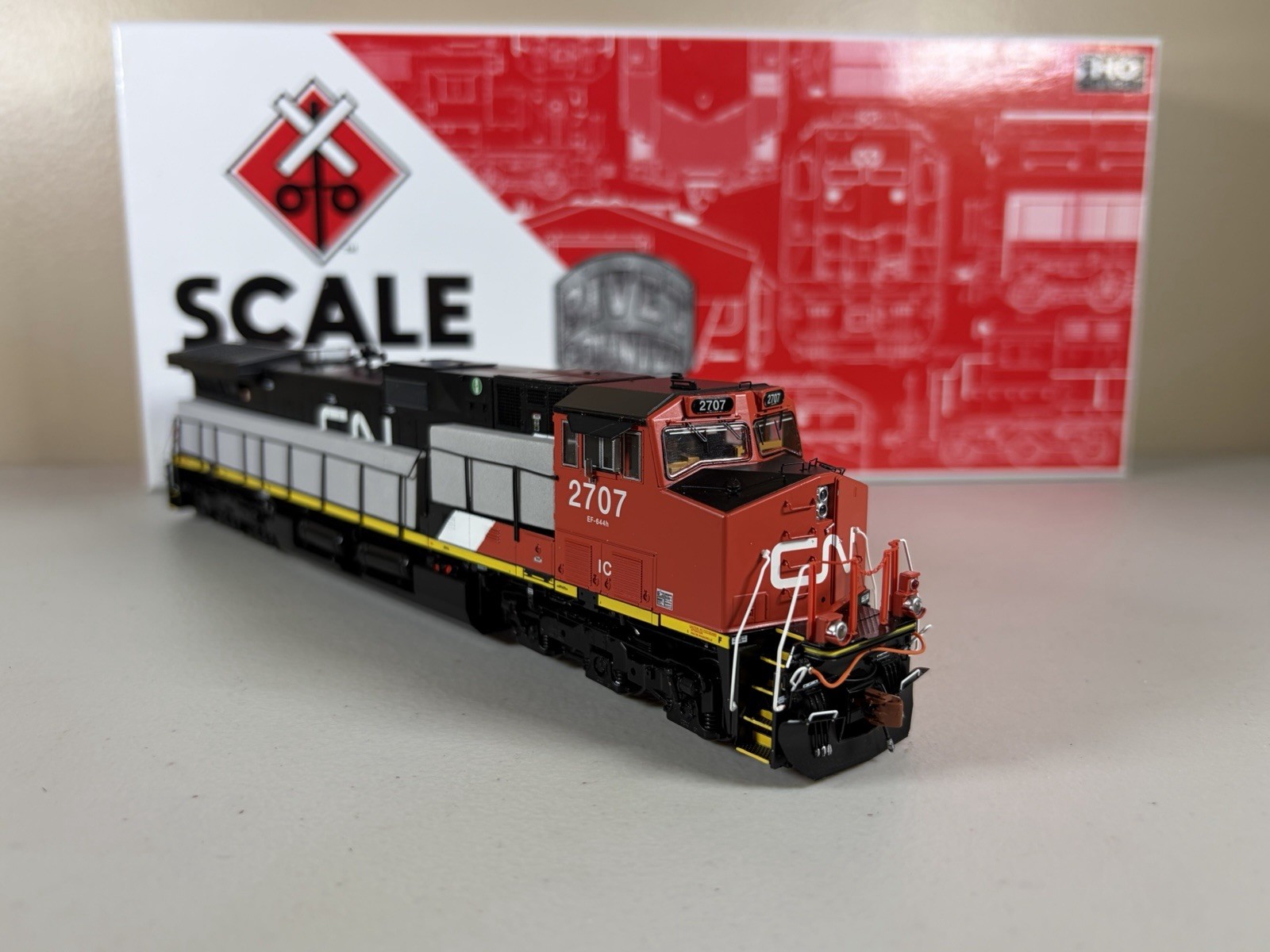 HO ScaleTrains DCC Sound Canadian National(IC) C44-9w #2707