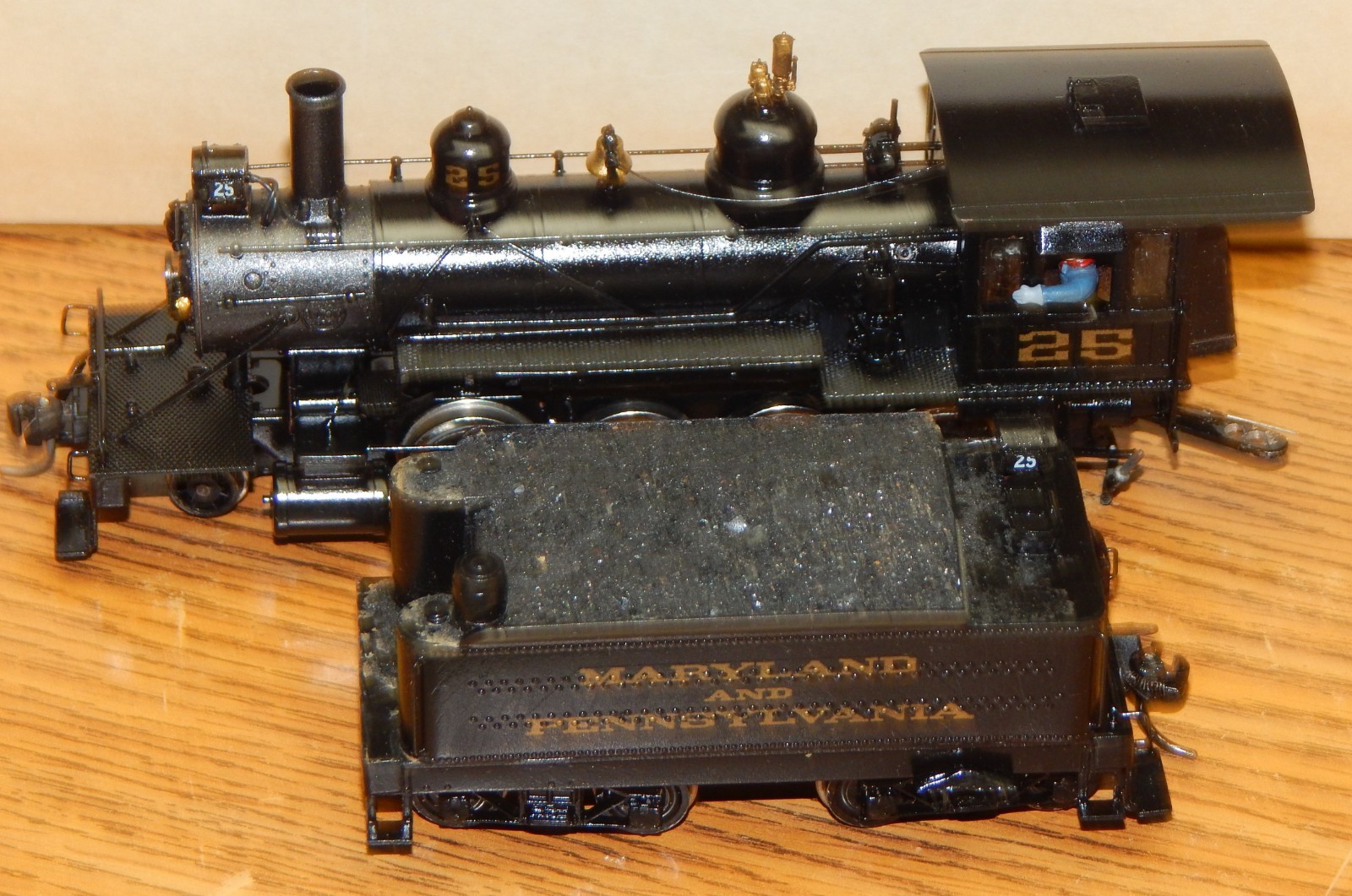 UNITED SCALE MODELS MA&PA 2-8-0 PAINTED BRASS ENGINE & TENDER USED IN BOX RUNS
