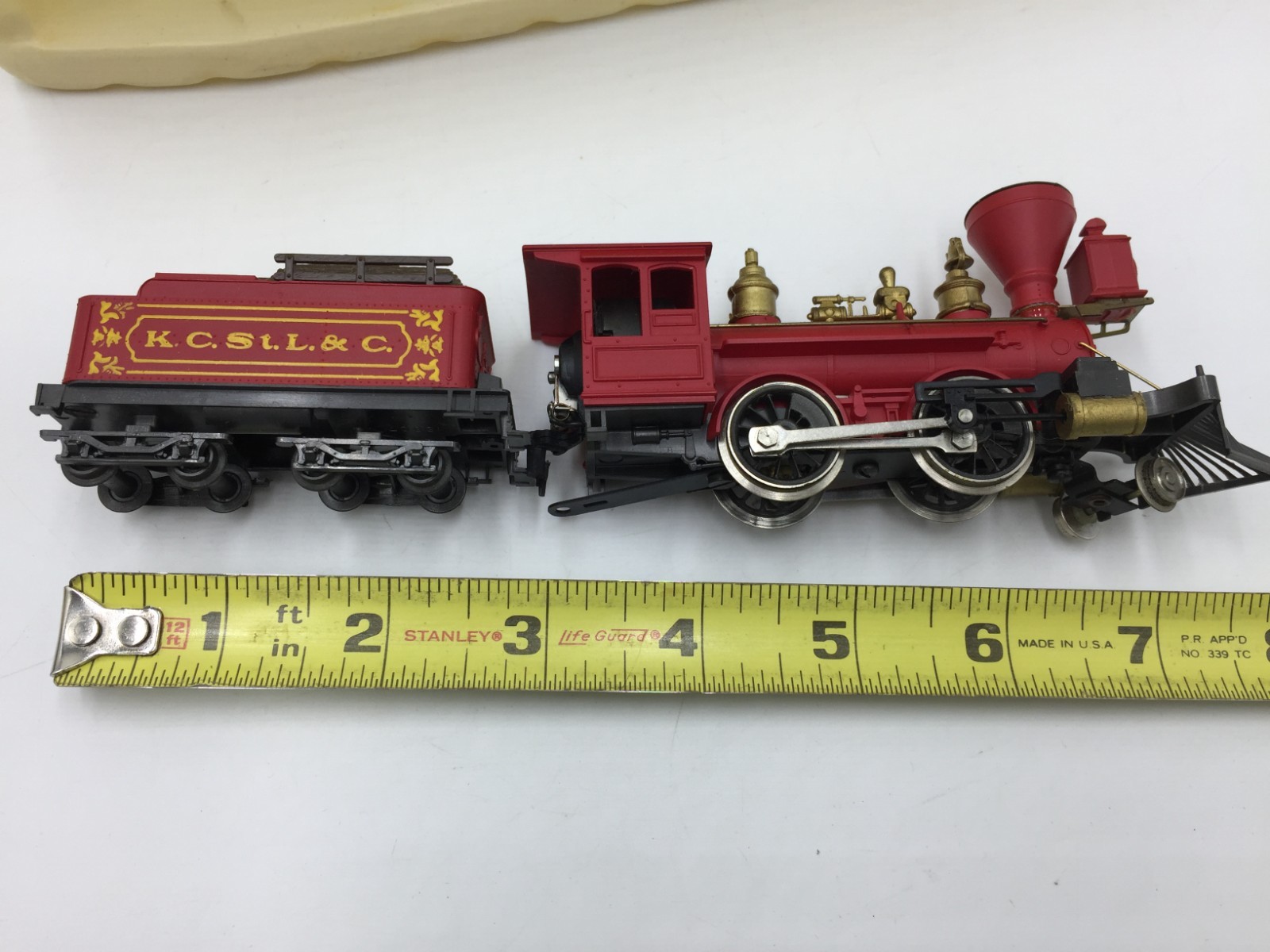 Rivarossi For AHM 15507 HO K.C. St. L. & C. Steam Engine and Tender