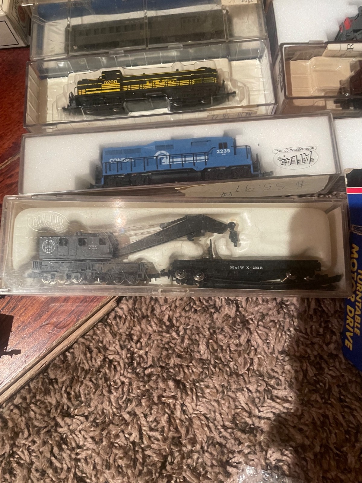 Collect: N GAUGE NORTHFOLK AND WESTERN SPECIAL EDITION LOCOMOTIVE + BONUS $5.00