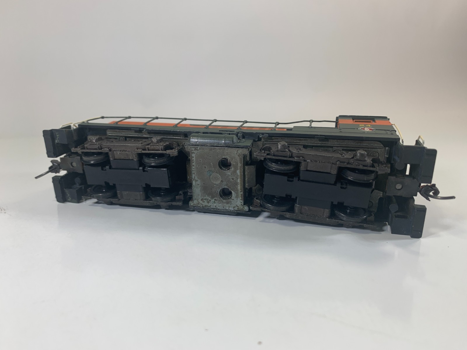 Athearn HO Great Northern Baldwin S-12 Dummy Switcher #24 “Custom Painted”
