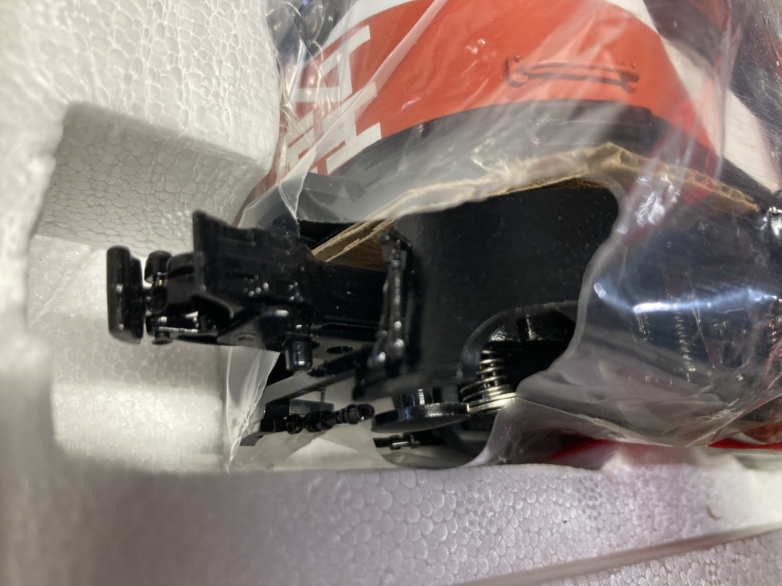 K-Line K2749-0377HC New Haven #377 EP-5 Electric Engine w/Railsounds Foam-No Box