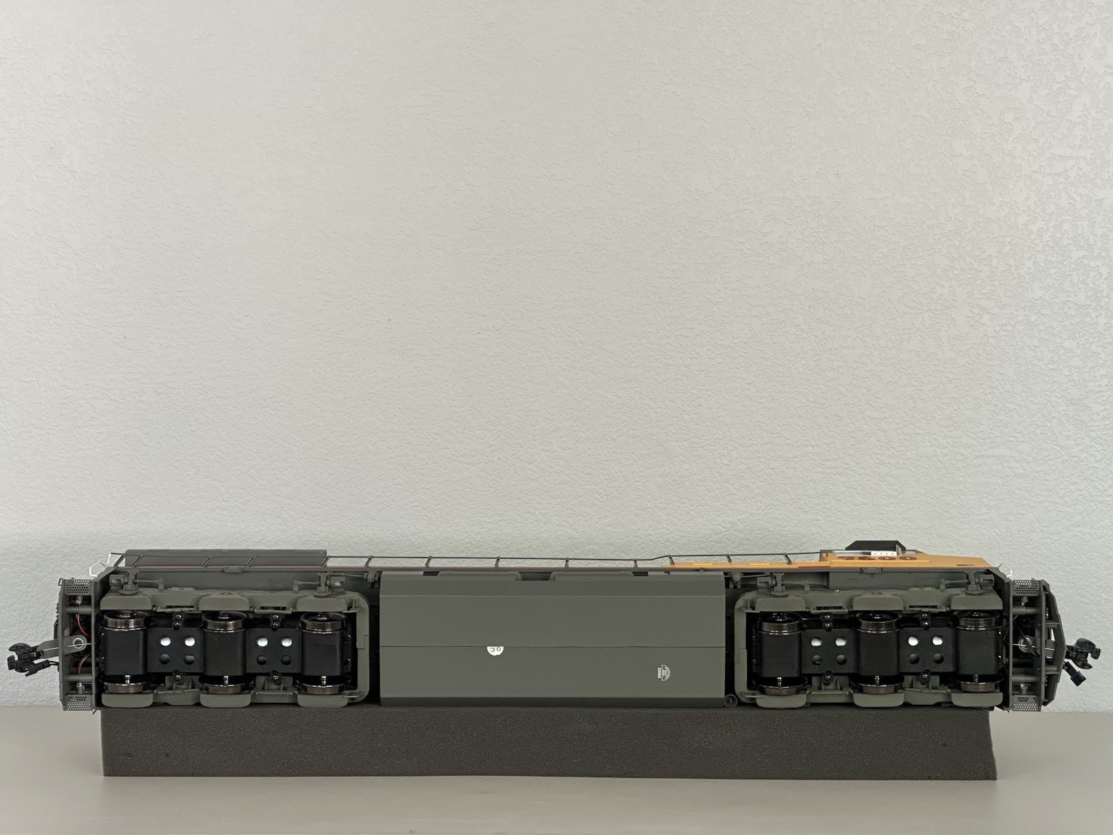 Aristo-Craft Union Pacific “Original Scheme” Dash-9 #9600 ART-23004-B (see note)