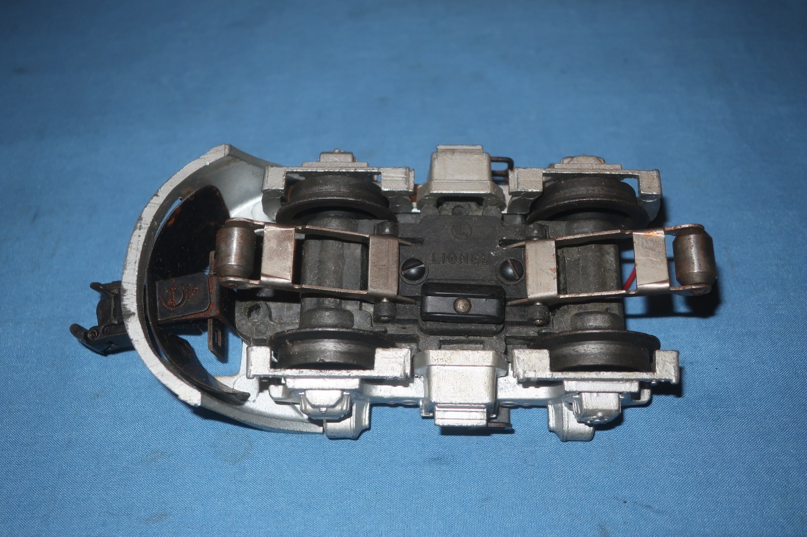 Lionel Postwar F3 Diesel Locomotive Dummy Front Truck with Electric Coupler.