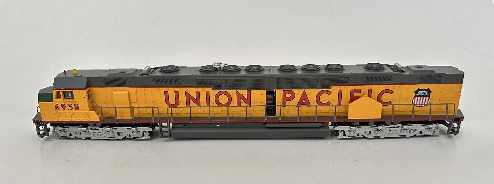 Bachmann Spectrum HO DD40AX 16 Wheel Drive Diesel Union Pacific #6906 (Limited)