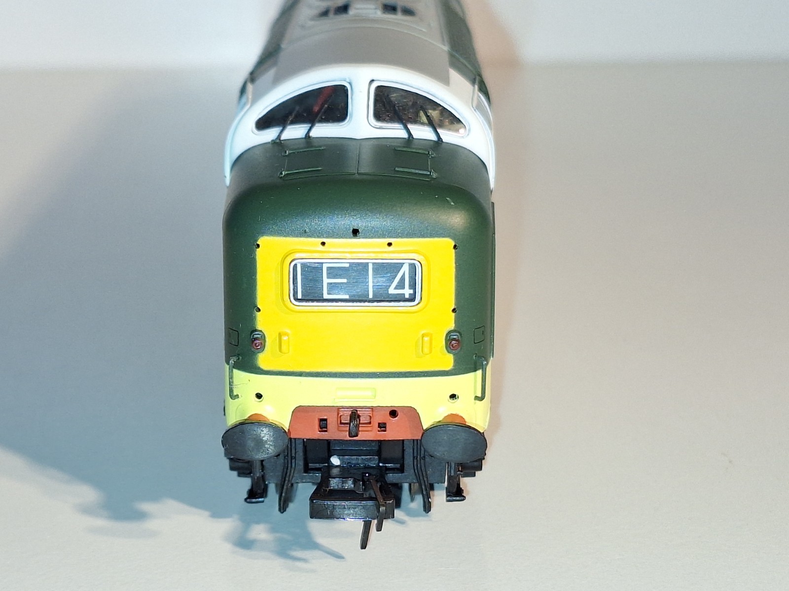 Bachmann 32525 Queens Own Diesel Loco. New Old Stock. Mint Cond. Boxed. OO Scale
