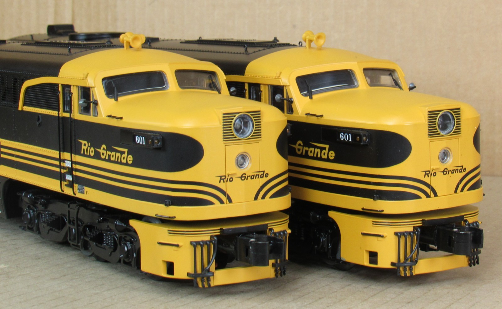 Lionel 24500/24503 Rio Grande PA-1 A-B-A Diesel Engine Set w/TMCC/RS O-Gauge LN