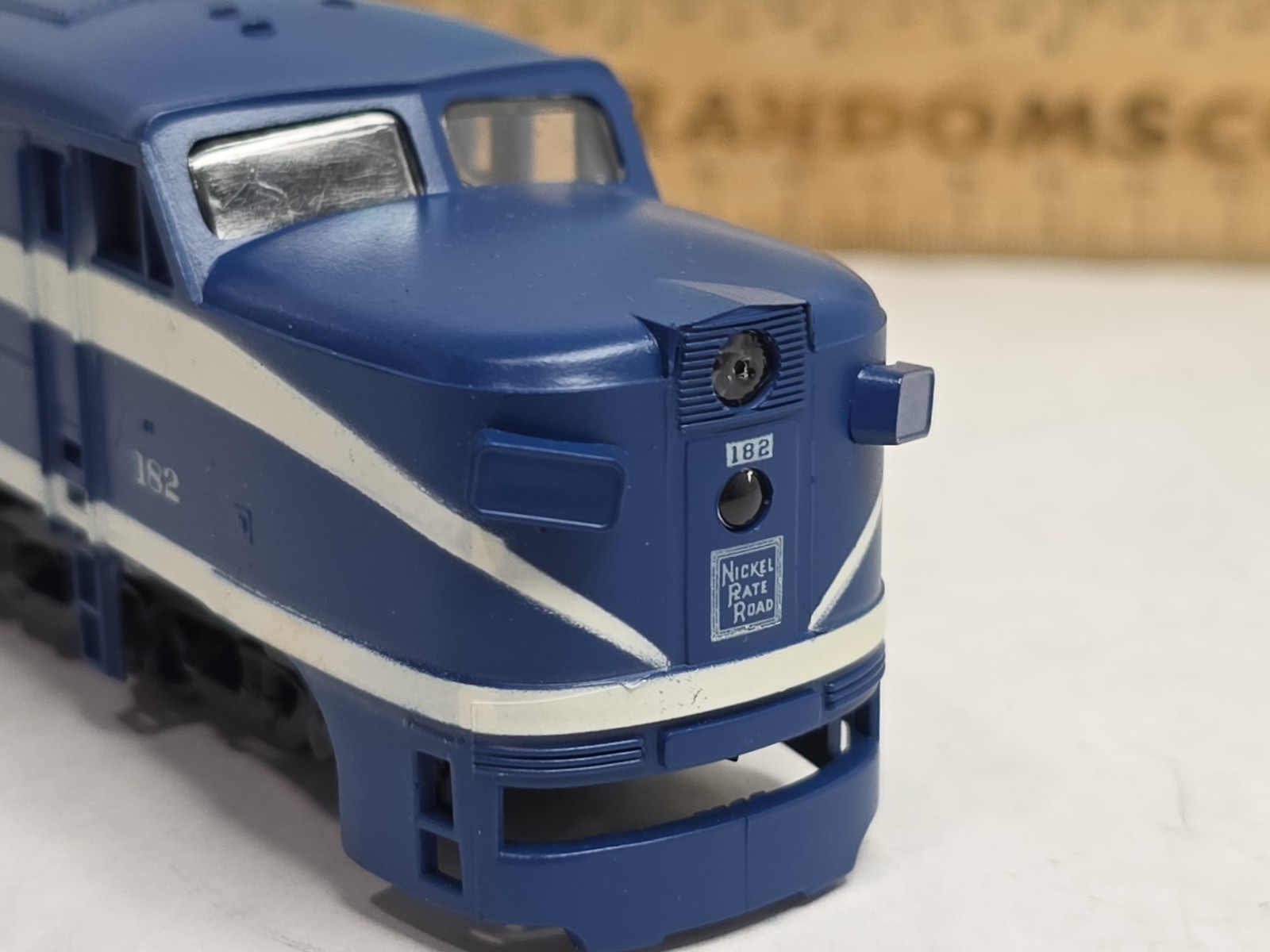 Athearn HO 3310 Nickel Plate Road 182 PA-1 Diesel Loco Clean Needs Motor Mounts