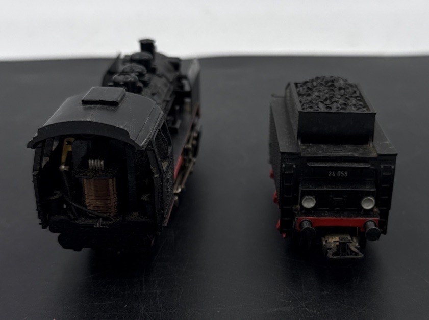 Vintage Marklin FM 800 HO Steam Locomotive Not Tested No Box Good Condition